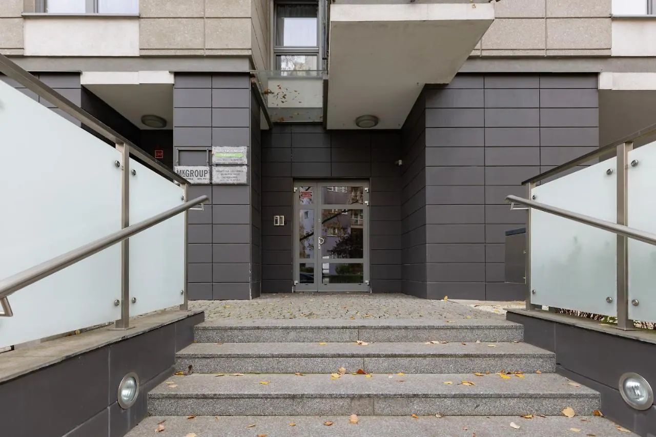 Warsaw Srodmiescie Riverside Three-Bedroom Apartment By Renters Polska