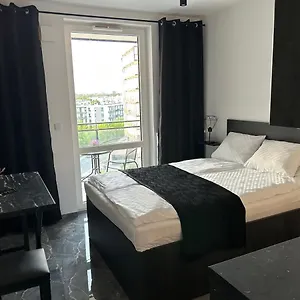  Apartament Place For
