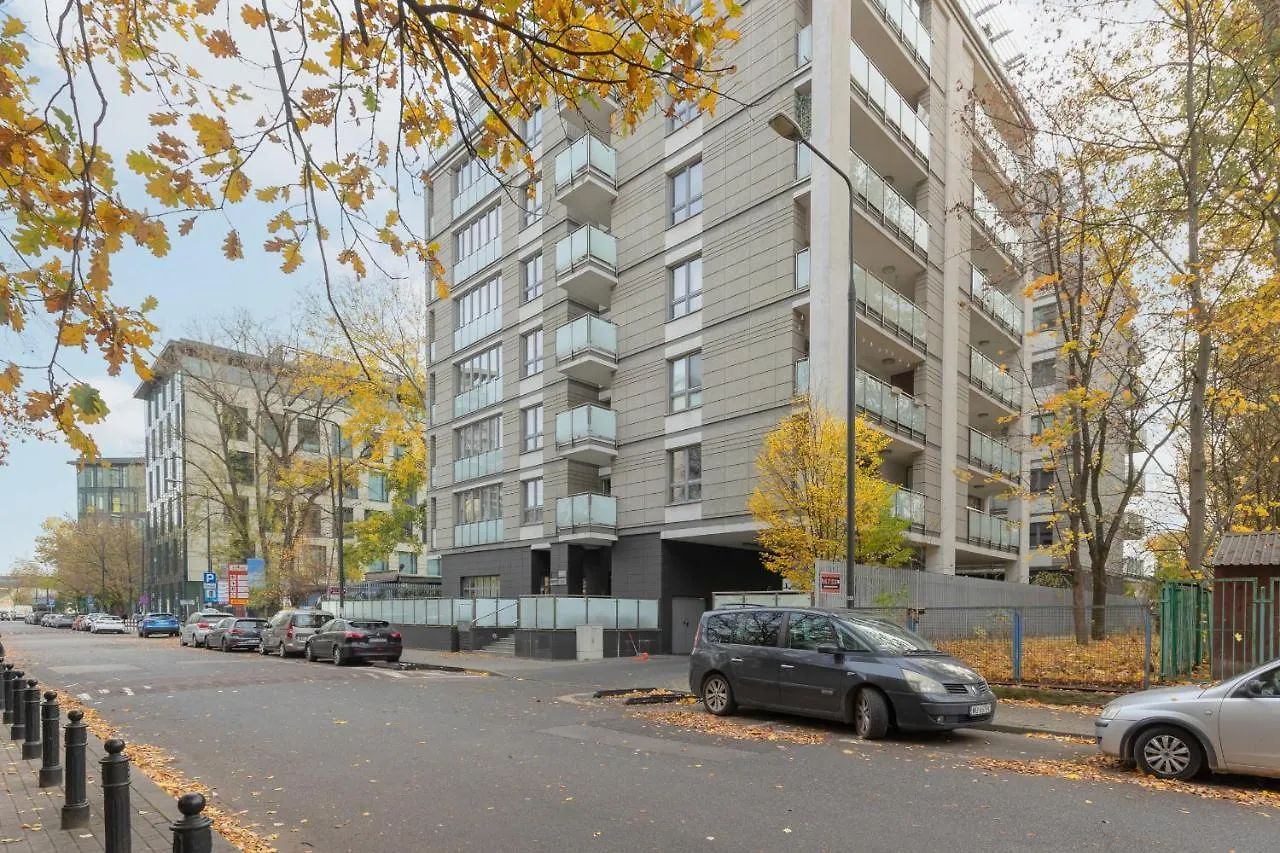 Warsaw Srodmiescie Riverside Three-Bedroom Apartment By Renters
